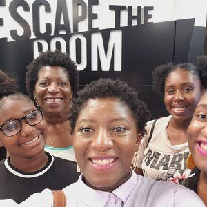 Meet your Posher, Beverly